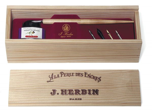 J.Herbin - Conjunto de plumas en caja de madera.